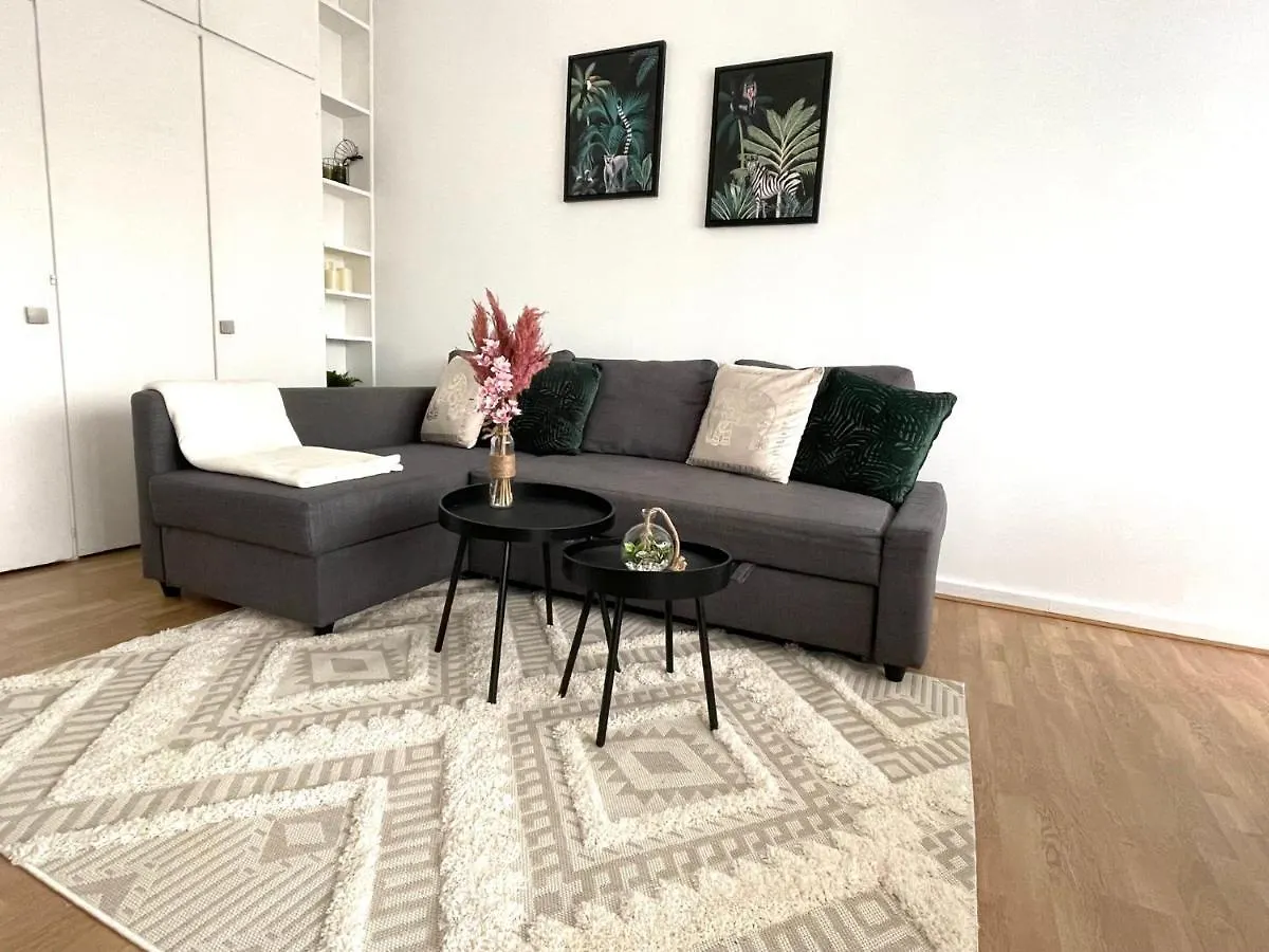 T2 Lille Hypercentre , Parking Prive -Vida Loc Apartment France