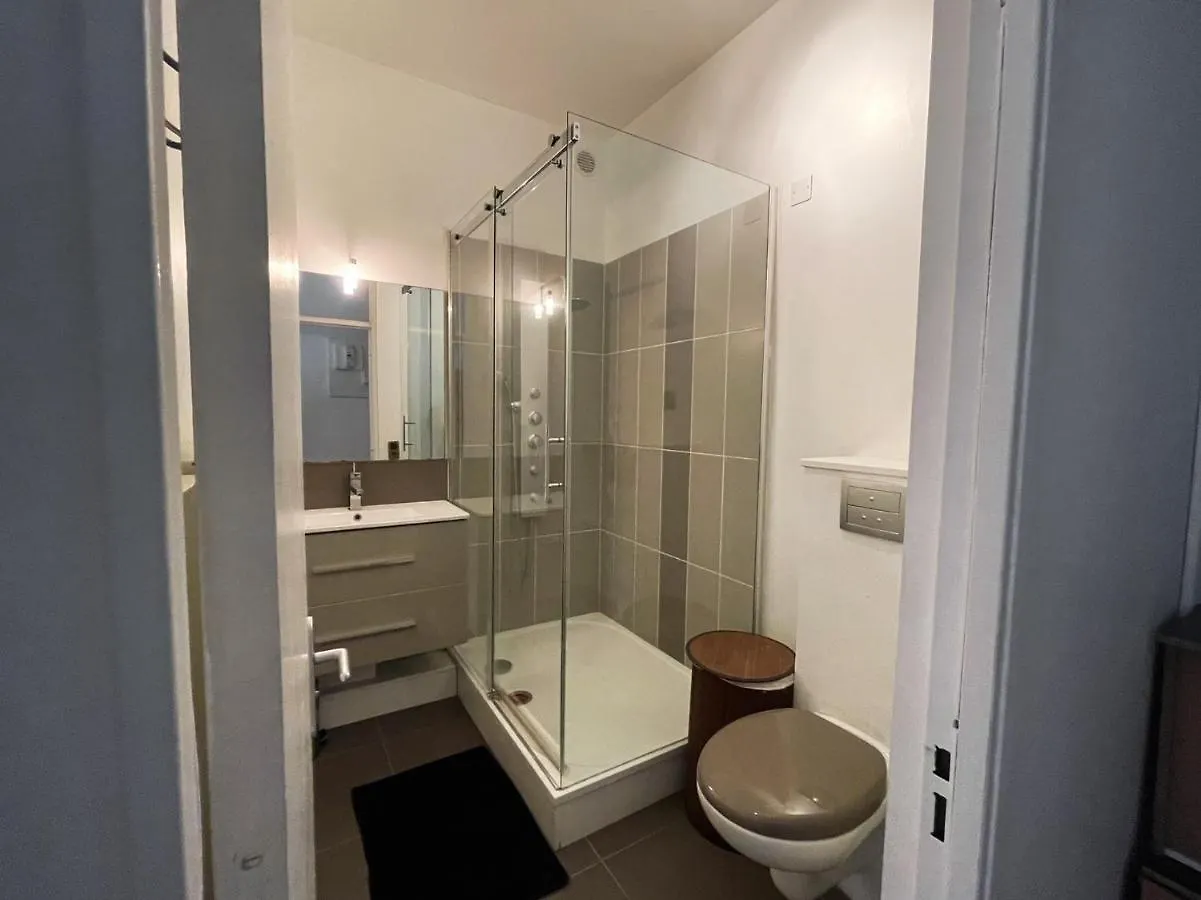 T2 Lille Hypercentre , Parking Prive -Vida Loc Apartment 0*,